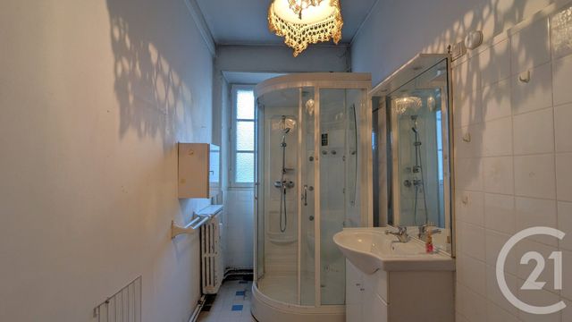 Appartement T2 à vendre - 2 pièces - 58.4 m2 - CHAMBERY - 73 - RHONE-ALPES - Century 21 Immobilière De La Vallée