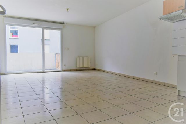 Appartement T3 à louer - 3 pièces - 69.95 m2 - CHAMBERY - 73 - RHONE-ALPES - Century 21 Immobilière De La Vallée