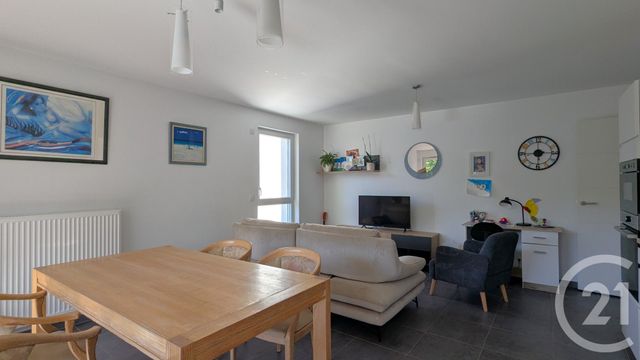 Afficher la photo en grand Appartement T3 à vendre - 3 pièces - 62.98 m2 - COGNIN - 73 - RHONE-ALPES - Century 21 Immobilière De La Vallée