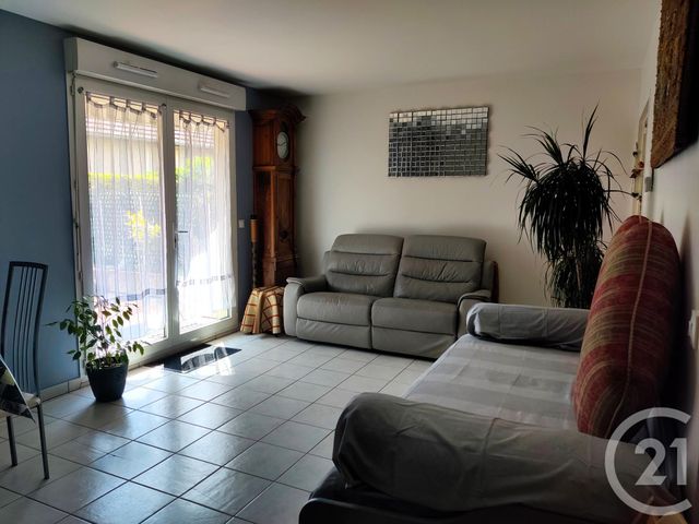 Appartement T2 à louer - 2 pièces - 51.47 m2 - CHAMBERY - 73 - RHONE-ALPES - Century 21 Immobilière De La Vallée