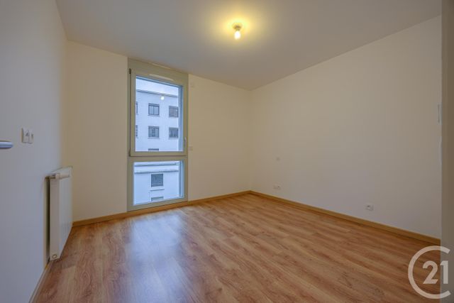 Appartement T3 à vendre - 3 pièces - 63.39 m2 - CHAMBERY - 73 - RHONE-ALPES - Century 21 Immobilière De La Vallée