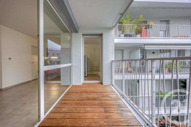 Appartement T3 à vendre - 3 pièces - 63.39 m2 - CHAMBERY - 73 - RHONE-ALPES - Century 21 Immobilière De La Vallée