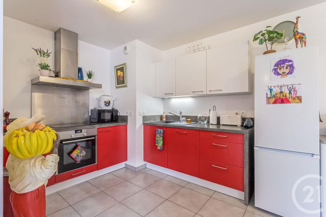 Afficher la photo en grand Appartement F3 à vendre - 3 pièces - 63.91 m2 - CHAMBERY - 73 - RHONE-ALPES - Century 21 Immobilière De La Vallée