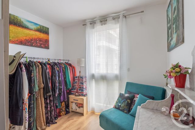 Afficher la photo en grand Appartement F3 à vendre - 3 pièces - 63.91 m2 - CHAMBERY - 73 - RHONE-ALPES - Century 21 Immobilière De La Vallée