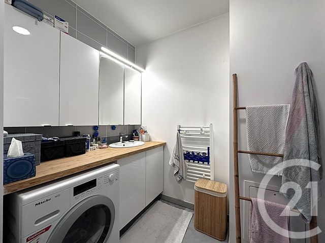 Appartement T4 à vendre - 4 pièces - 87.12 m2 - CHALLES LES EAUX - 73 - RHONE-ALPES - Century 21 Immobilière De La Vallée