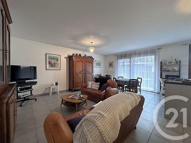 Appartement T4 à vendre - 4 pièces - 87.12 m2 - CHALLES LES EAUX - 73 - RHONE-ALPES - Century 21 Immobilière De La Vallée
