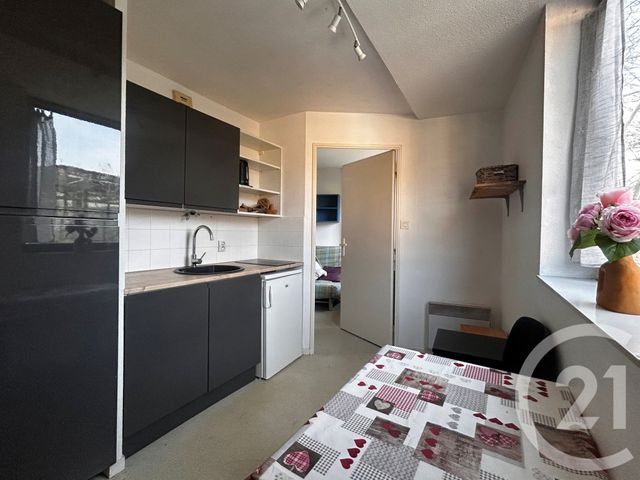 Appartement T3 à vendre - 2 pièces - 33.62 m2 - CHAMBERY - 73 - RHONE-ALPES - Century 21 Immobilière De La Vallée