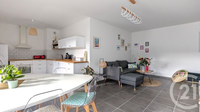Appartement T3 à vendre - 3 pièces - 65.49 m2 - LA RAVOIRE - 73 - RHONE-ALPES - Century 21 Immobilière De La Vallée