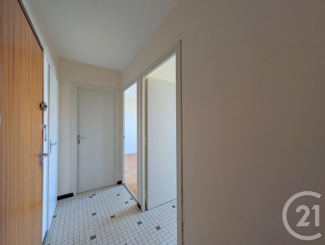 Appartement T2 à vendre - 2 pièces - 43.6 m2 - CHAMBERY - 73 - RHONE-ALPES - Century 21 Immobilière De La Vallée