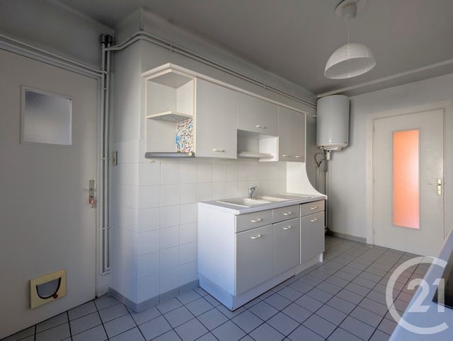 Appartement T5 à vendre - 5 pièces - 117.49 m2 - CHAMBERY - 73 - RHONE-ALPES - Century 21 Immobilière De La Vallée