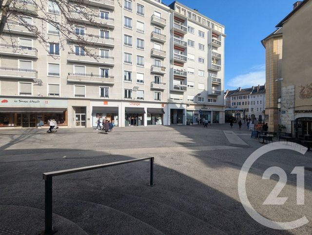 Appartement T5 à vendre - 5 pièces - 117.49 m2 - CHAMBERY - 73 - RHONE-ALPES - Century 21 Immobilière De La Vallée