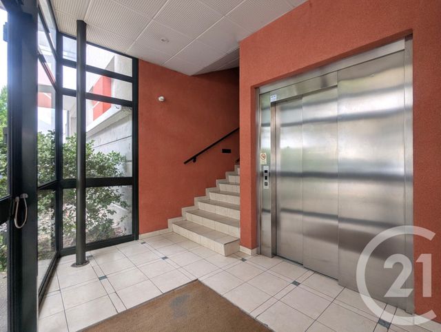 Appartement T4 à vendre - 4 pièces - 78.1 m2 - CHAMBERY - 73 - RHONE-ALPES - Century 21 Immobilière De La Vallée