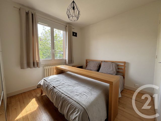 Afficher la photo en grand Appartement T3 à vendre - 3 pièces - 66.83 m2 - LE BOURGET DU LAC - 73 - RHONE-ALPES - Century 21 Immobilière De La Vallée