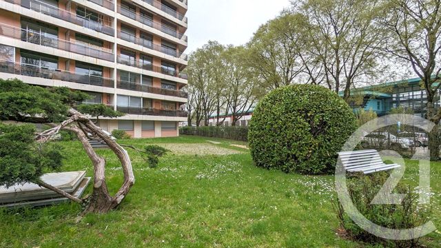 Appartement T5 à vendre - 5 pièces - 137.67 m2 - CHAMBERY - 73 - RHONE-ALPES - Century 21 Immobilière De La Vallée