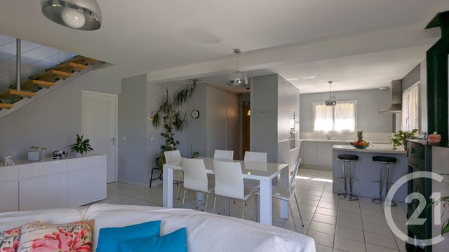 Afficher la photo en grand maison à vendre - 6 pièces - 136.24 m2 - VOGLANS - 73 - RHONE-ALPES - Century 21 Immobilière De La Vallée