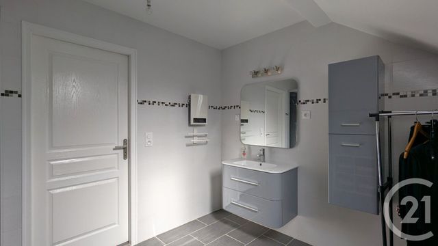 Afficher la photo en grand maison à vendre - 6 pièces - 136.24 m2 - VOGLANS - 73 - RHONE-ALPES - Century 21 Immobilière De La Vallée