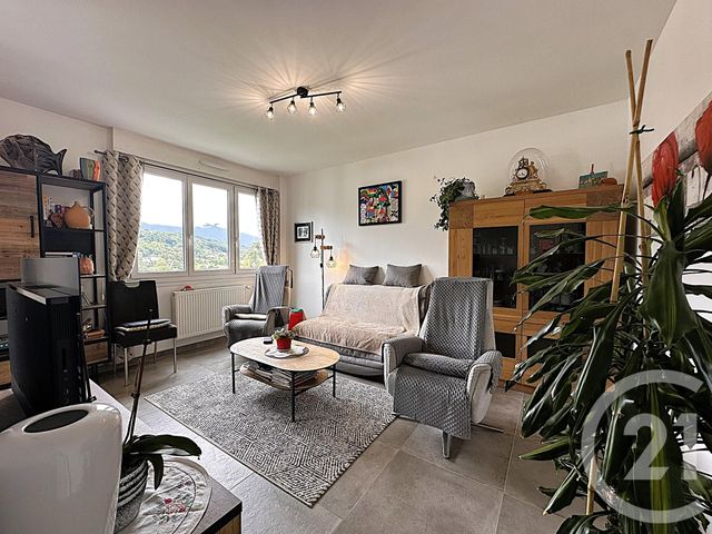 Afficher la photo en grand Appartement T5 à vendre - 5 pièces - 102.93 m2 - COGNIN - 73 - RHONE-ALPES - Century 21 Immobilière De La Vallée