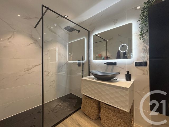 Appartement T3 à vendre - 3 pièces - 60.94 m2 - ST JEOIRE PRIEURE - 73 - RHONE-ALPES - Century 21 Immobilière De La Vallée