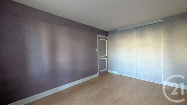 Appartement T3 à vendre - 3 pièces - 72.08 m2 - CHAMBERY - 73 - RHONE-ALPES - Century 21 Immobilière De La Vallée