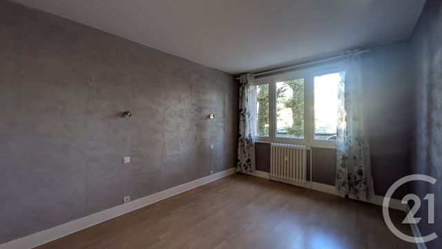 Appartement T3 à vendre - 3 pièces - 72.08 m2 - CHAMBERY - 73 - RHONE-ALPES - Century 21 Immobilière De La Vallée