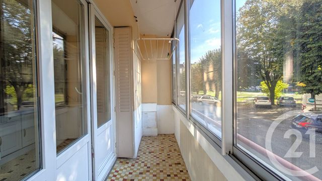 Appartement T3 à vendre - 3 pièces - 72.08 m2 - CHAMBERY - 73 - RHONE-ALPES - Century 21 Immobilière De La Vallée