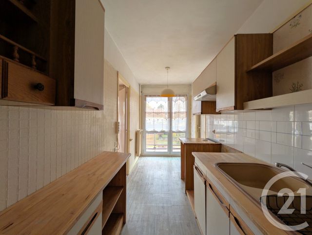 Appartement T4 à vendre - 4 pièces - 97.02 m2 - CHAMBERY - 73 - RHONE-ALPES - Century 21 Immobilière De La Vallée