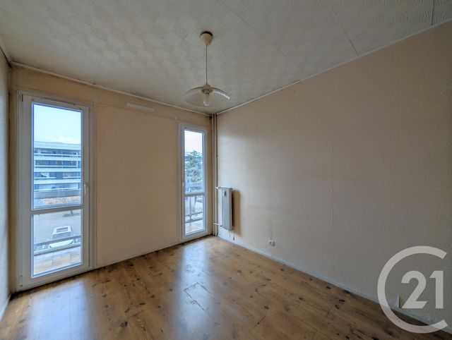 Appartement T4 à vendre - 4 pièces - 97.02 m2 - CHAMBERY - 73 - RHONE-ALPES - Century 21 Immobilière De La Vallée