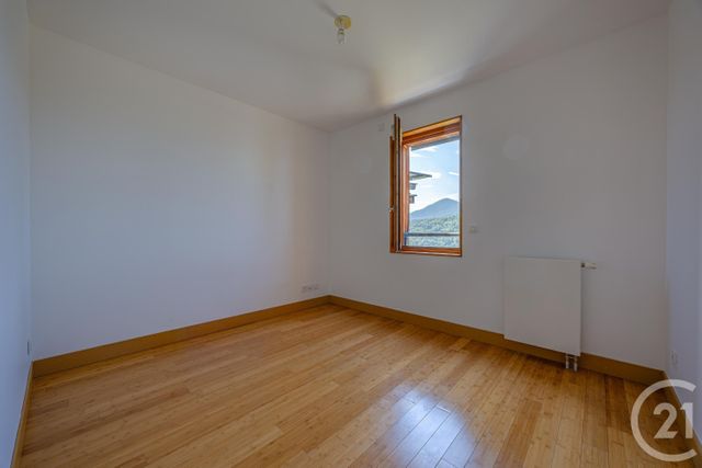 Appartement T3 à vendre - 3 pièces - 64.31 m2 - ST JEAN D ARVEY - 73 - RHONE-ALPES - Century 21 Immobilière De La Vallée