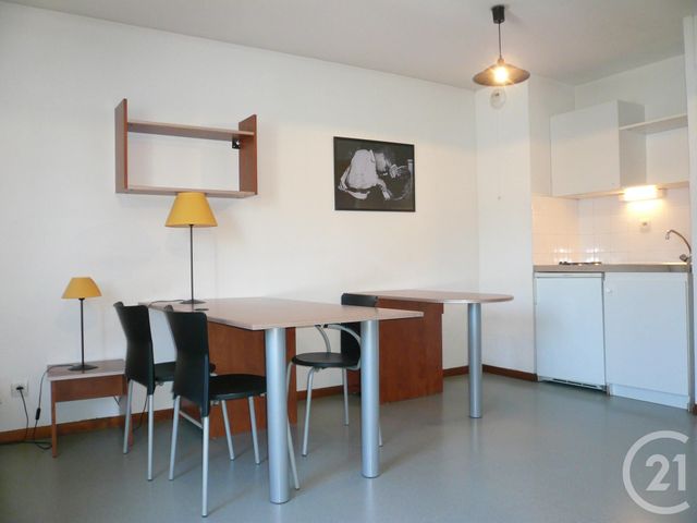 Appartement Studio à louer - 1 pièce - 28.0 m2 - CHAMBERY - 73 - RHONE-ALPES - Century 21 Immobilière De La Vallée