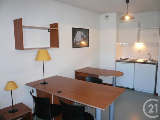 Appartement Studio à louer - 1 pièce - 28.0 m2 - CHAMBERY - 73 - RHONE-ALPES - Century 21 Immobilière De La Vallée