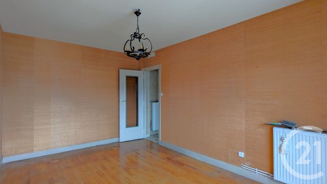 Appartement T4 à vendre - 4 pièces - 68.9 m2 - CHAMBERY - 73 - RHONE-ALPES - Century 21 Immobilière De La Vallée