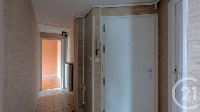 Appartement T4 à vendre - 4 pièces - 68.9 m2 - CHAMBERY - 73 - RHONE-ALPES - Century 21 Immobilière De La Vallée
