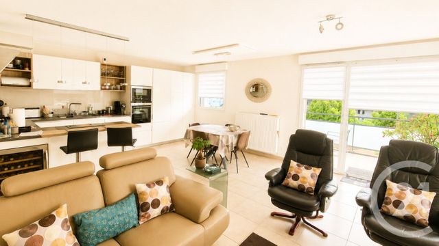 Appartement T4 à vendre - 4 pièces - 88.01 m2 - BASSENS - 73 - RHONE-ALPES - Century 21 Immobilière De La Vallée