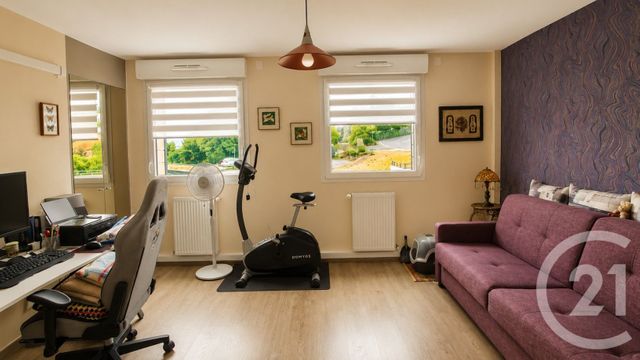 Appartement T4 à vendre - 4 pièces - 88.01 m2 - BASSENS - 73 - RHONE-ALPES - Century 21 Immobilière De La Vallée