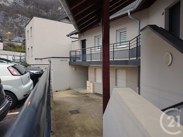 Appartement T3 à louer - 3 pièces - 63.7 m2 - VEREL PRAGONDRAN - 73 - RHONE-ALPES - Century 21 Immobilière De La Vallée