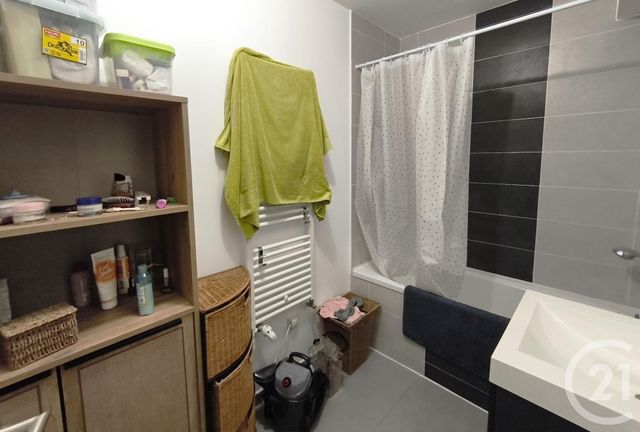 Appartement T3 à louer - 3 pièces - 63.7 m2 - VEREL PRAGONDRAN - 73 - RHONE-ALPES - Century 21 Immobilière De La Vallée