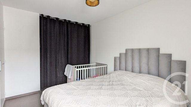 Appartement T4 à vendre - 4 pièces - 81.79 m2 - CHAMBERY - 73 - RHONE-ALPES - Century 21 Immobilière De La Vallée