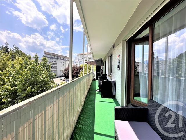 Appartement T2 à louer - 2 pièces - 53.48 m2 - CHAMBERY - 73 - RHONE-ALPES - Century 21 Immobilière De La Vallée