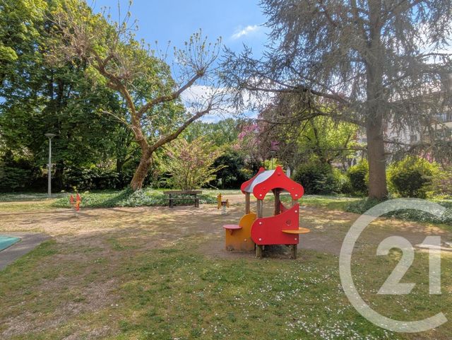 Appartement T3 à vendre - 3 pièces - 66.67 m2 - CHAMBERY - 73 - RHONE-ALPES - Century 21 Immobilière De La Vallée