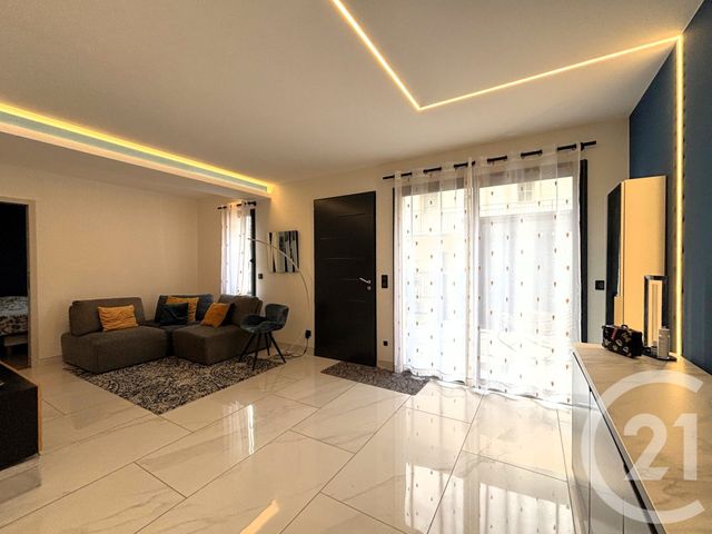 Appartement T3 à vendre - 3 pièces - 60.94 m2 - ST JEOIRE PRIEURE - 73 - RHONE-ALPES - Century 21 Immobilière De La Vallée