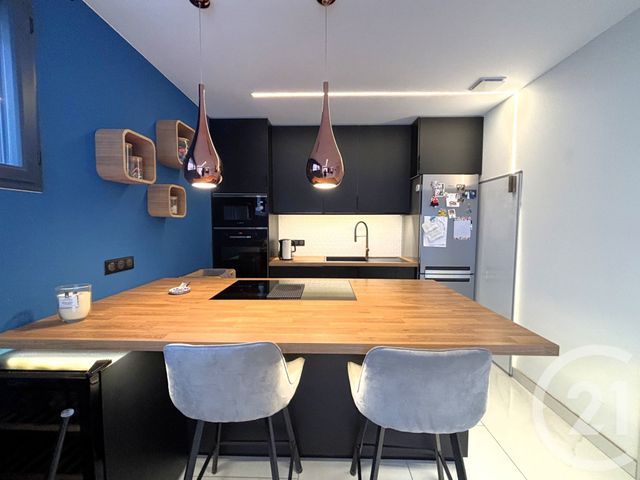 Appartement T3 à vendre - 3 pièces - 60.94 m2 - ST JEOIRE PRIEURE - 73 - RHONE-ALPES - Century 21 Immobilière De La Vallée