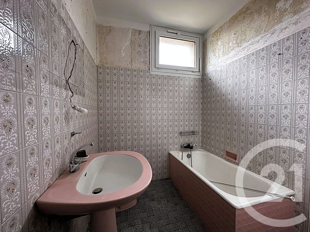 Appartement T3 à vendre - 3 pièces - 74.7 m2 - BARBERAZ - 73 - RHONE-ALPES - Century 21 Immobilière De La Vallée