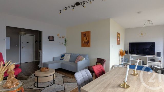 Appartement T5 à vendre - 5 pièces - 103.72 m2 - CHAMBERY - 73 - RHONE-ALPES - Century 21 Immobilière De La Vallée