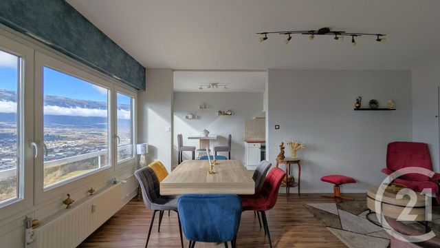 Appartement T5 à vendre - 5 pièces - 103.72 m2 - CHAMBERY - 73 - RHONE-ALPES - Century 21 Immobilière De La Vallée