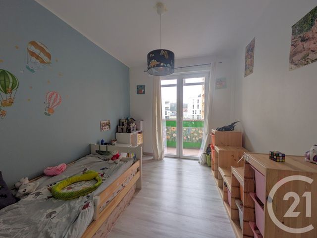 Appartement T4 à vendre - 4 pièces - 74.09 m2 - AIX LES BAINS - 73 - RHONE-ALPES - Century 21 Immobilière De La Vallée