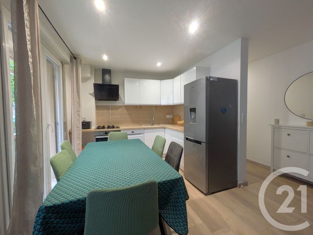 Appartement T4 à vendre - 4 pièces - 74.09 m2 - AIX LES BAINS - 73 - RHONE-ALPES - Century 21 Immobilière De La Vallée