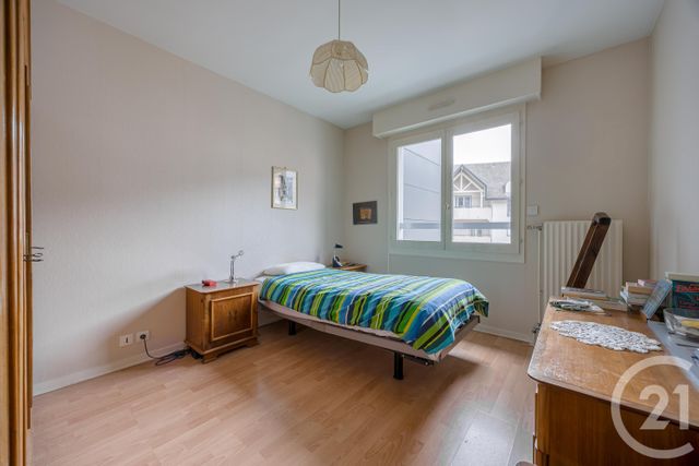 Appartement T4 à vendre - 4 pièces - 79.1 m2 - CHALLES LES EAUX - 73 - RHONE-ALPES - Century 21 Immobilière De La Vallée