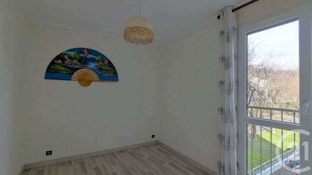 Appartement T5 à vendre - 5 pièces - 100.28 m2 - LA RAVOIRE - 73 - RHONE-ALPES - Century 21 Immobilière De La Vallée