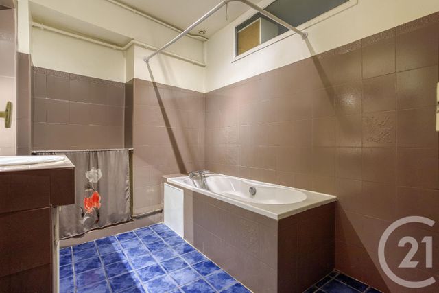 Appartement T7 à vendre - 7 pièces - 219.66 m2 - CHAMBERY - 73 - RHONE-ALPES - Century 21 Immobilière De La Vallée