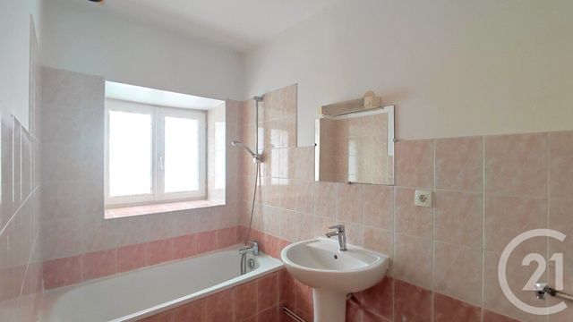 Appartement T5 à vendre - 5 pièces - 93.5 m2 - ST ALBAN LEYSSE - 73 - RHONE-ALPES - Century 21 Immobilière De La Vallée